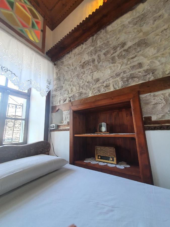 Riva Guest House Gjirokastër Екстериор снимка